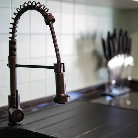 Fernanda's Hideaway *